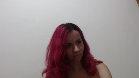 Snapshot of sexydemonangel chatting on 03/21/26, 05:45 sexydemonangel online show from 03/21/26, 05:45