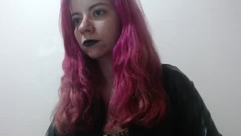 Snapshot of sexydemonangel chatting on 06/11/26, 10:13 sexydemonangel online show from 06/11/26, 10:13