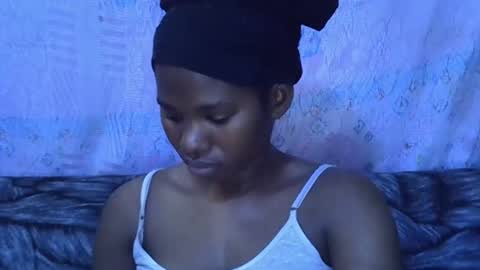 sexydoll002 online show from 09/17/25, 06:15