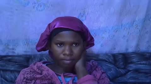 sexydoll002 online show from 10/17/25, 06:49