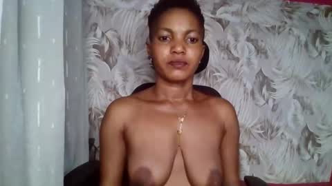 Snapshot of sexydoll32 chatting on 04/27/26, 03:15 sexydoll32 online show from 04/27/26, 03:15