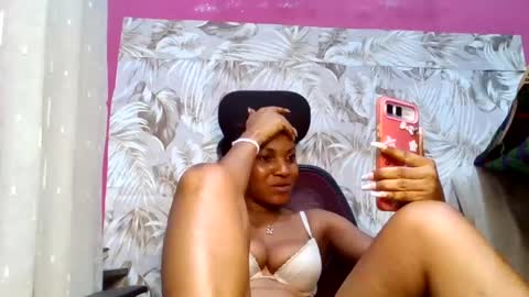 sexydoll32 online show from 06/25/26, 12:21
