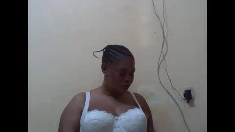 Snapshot of sexydove2 chatting on 02/22/26, 06:39 EMILY online show from 02/22/26, 06:39