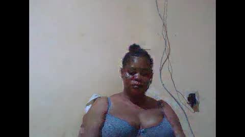 Snapshot of sexydove2 chatting on 03/09/26, 06:56 EMILY online show from 03/09/26, 06:56