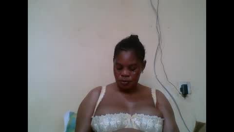 Snapshot of sexydove2 chatting on 03/14/26, 07:25 EMILY online show from 03/14/26, 07:25