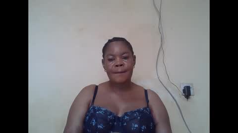 Snapshot of sexydove2 chatting on 03/23/26, 06:50 EMILY online show from 03/23/26, 06:50