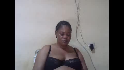 Snapshot of sexydove2 chatting on 03/30/26, 06:42 EMILY online show from 03/30/26, 06:42
