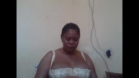 Snapshot of sexydove2 chatting on 03/31/26, 06:58 EMILY online show from 03/31/26, 06:58