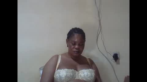 Snapshot of sexydove2 chatting on 03/31/26, 07:03 EMILY online show from 03/31/26, 07:03