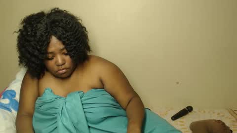 Snapshot of sexyebonyy_ chatting on 11/26/25, 06:42 sexyebonyy_ online show from 11/26/25, 06:42