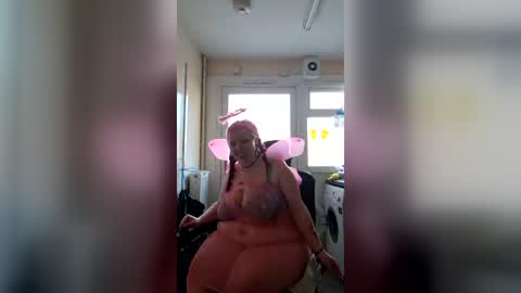 Snapshot of sexyemoprincess chatting on 07/08/26, 06:56 Wouldntyouliketoknow online show from 07/08/26, 06:56