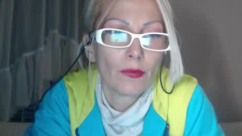 Snapshot of sexyeni chatting on 10/02/25, 08:16 ENI pvt moan your name WHEN I M NOT online you tell me in SNAPCHAT deal yes add me... FREE TWITTER magiconline101...... online show from 10/02/25, 08:16