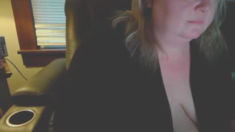 Sexy Ex-Teacher online show from 09/12/25, 12:00