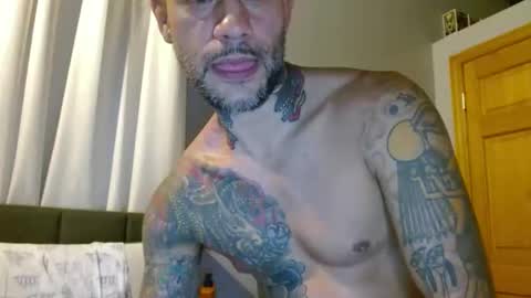 Snapshot of sexyfitdaddy chatting on 09/10/25, 04:45 Sexy Fit Daddy online show from 09/10/25, 04:45