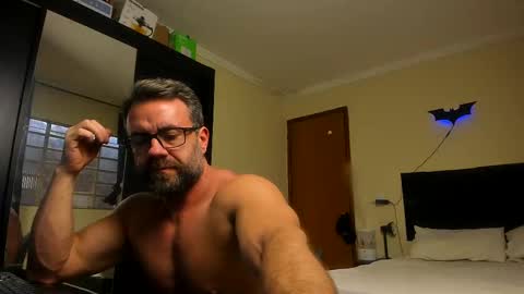 chris online show from 10/17/25, 06:54