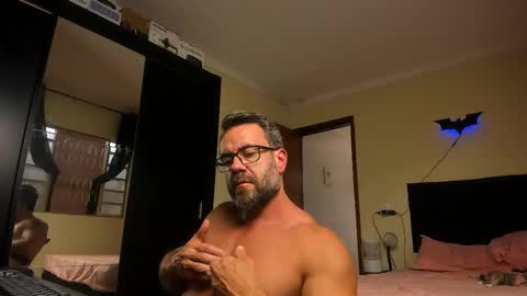 chris online show from 12/19/25, 04:14