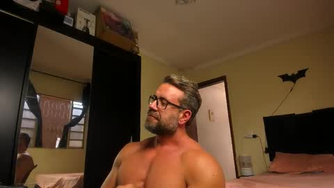chris online show from 02/15/26, 03:20
