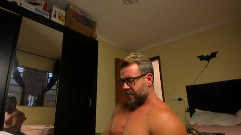 chris online show from 05/06/26, 06:02