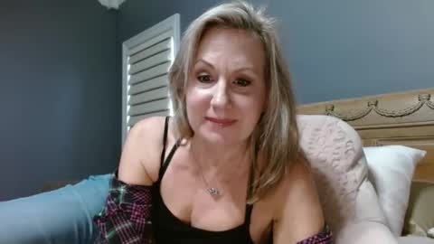 LisaisLuscious online show from 12/25/24, 02:34