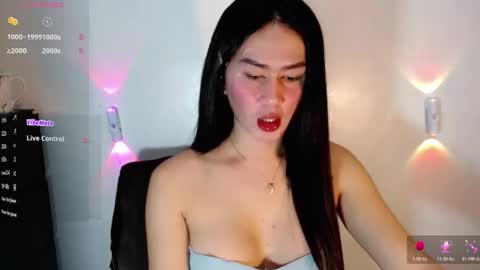 Snapshot of sexygigi_xox chatting on 02/09/26, 10:19 gigi online show from 02/09/26, 10:19