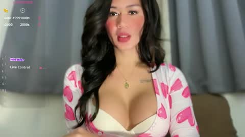 Snapshot of sexygigi_xox chatting on 03/17/26, 02:09 gigi online show from 03/17/26, 02:09