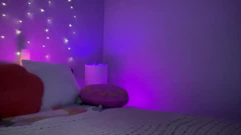 Ashley Love online show from 12/20/24, 09:43