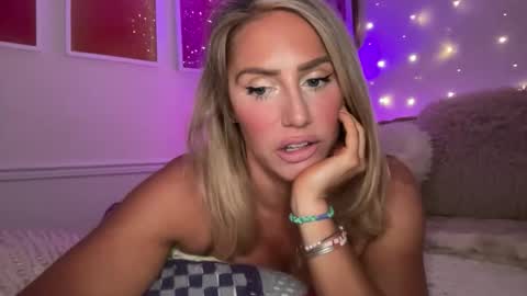 Ashley Love online show from 05/25/26, 01:06