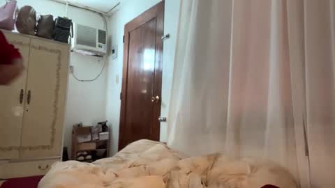 Snapshot of sexyhotangelyn chatting on 10/10/25, 01:04 sexyhotangelyn online show from 10/10/25, 01:04