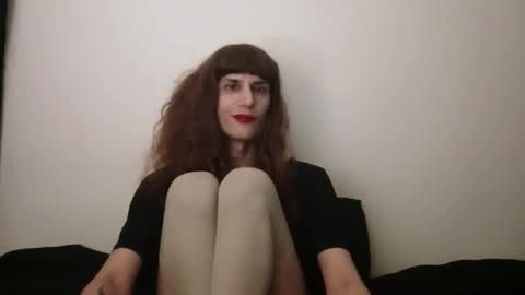 Snapshot of sexyirishcat chatting on 10/11/25, 02:22 elsathedarlin online show from 10/11/25, 02:22