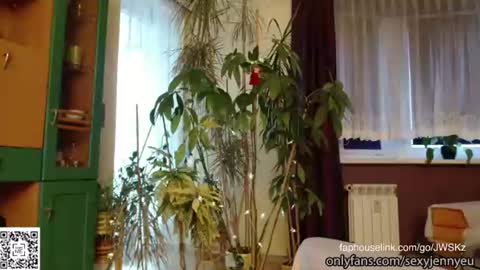 Jenny online show from 06/11/26, 07:39
