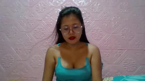 Snapshot of sexyjessa20 chatting on 11/12/25, 12:11 sexyjessa20 online show from 11/12/25, 12:11