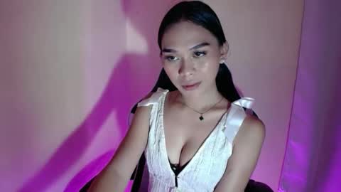Snapshot of sexykarina_ chatting on 09/14/25, 06:23 Karina3 online show from 09/14/25, 06:23