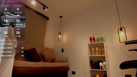 Snapshot of sexykata_s chatting on 02/18/25, 06:48 katalina larson online show from 02/18/25, 06:48