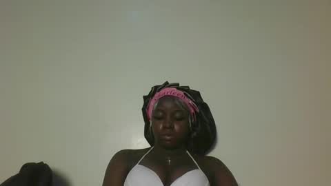 Snapshot of sexykitten201 chatting on 05/14/26, 06:58 sexykitty online show from 05/14/26, 06:58