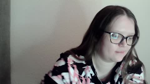 Kate online show from 12/31/24, 10:23