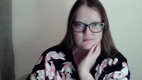 Kate online show from 01/05/25, 01:24