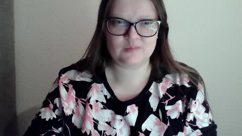 Kate online show from 01/11/25, 04:16
