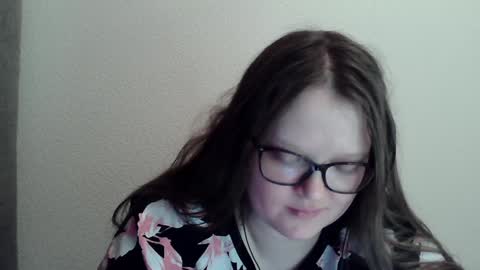Kate online show from 02/01/25, 04:35