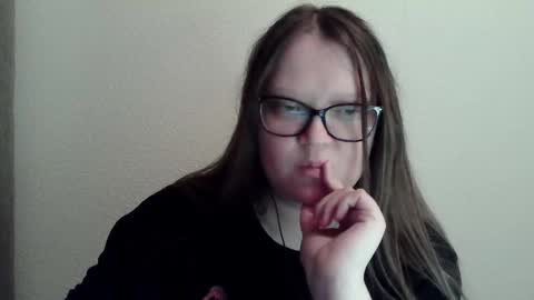 Kate online show from 02/14/25, 04:47