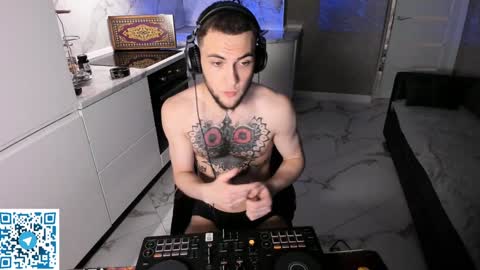 Kolya online show from 01/25/25, 02:37