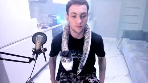 Kolya online show from 02/24/25, 12:09