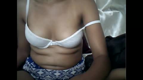 sexylarra12 online show from 01/04/25, 06:09
