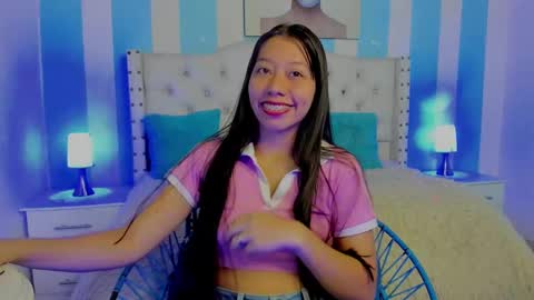 laura online show from 12/17/24, 11:49
