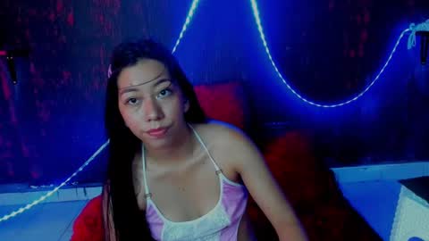 laura online show from 12/26/24, 04:25