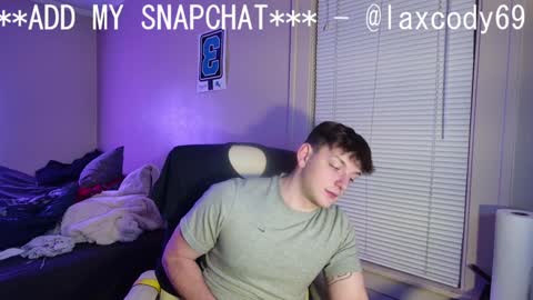 Snapshot of sexylax69 chatting on 01/11/25, 01:37 sexylax69 online show from 01/11/25, 01:37