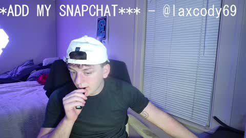Snapshot of sexylax69 chatting on 01/16/25, 01:27 sexylax69 online show from 01/16/25, 01:27