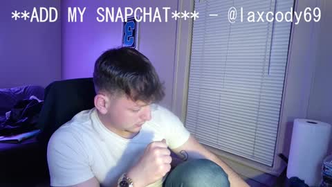 Snapshot of sexylax69 chatting on 02/01/25, 01:44 sexylax69 online show from 02/01/25, 01:44