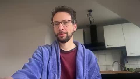 Snapshot of sexyleo8282 chatting on 10/22/25, 08:58 sexyleo8282 online show from 10/22/25, 08:58