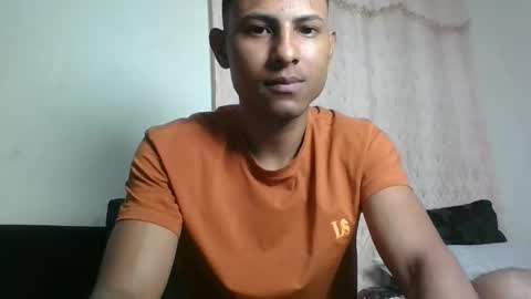 Sexy leon online show from 02/08/25, 12:17
