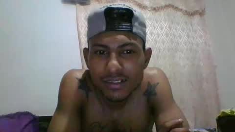 Snapshot of sexyleon69 chatting on 12/18/25, 09:26 Sexy leon online show from 12/18/25, 09:26